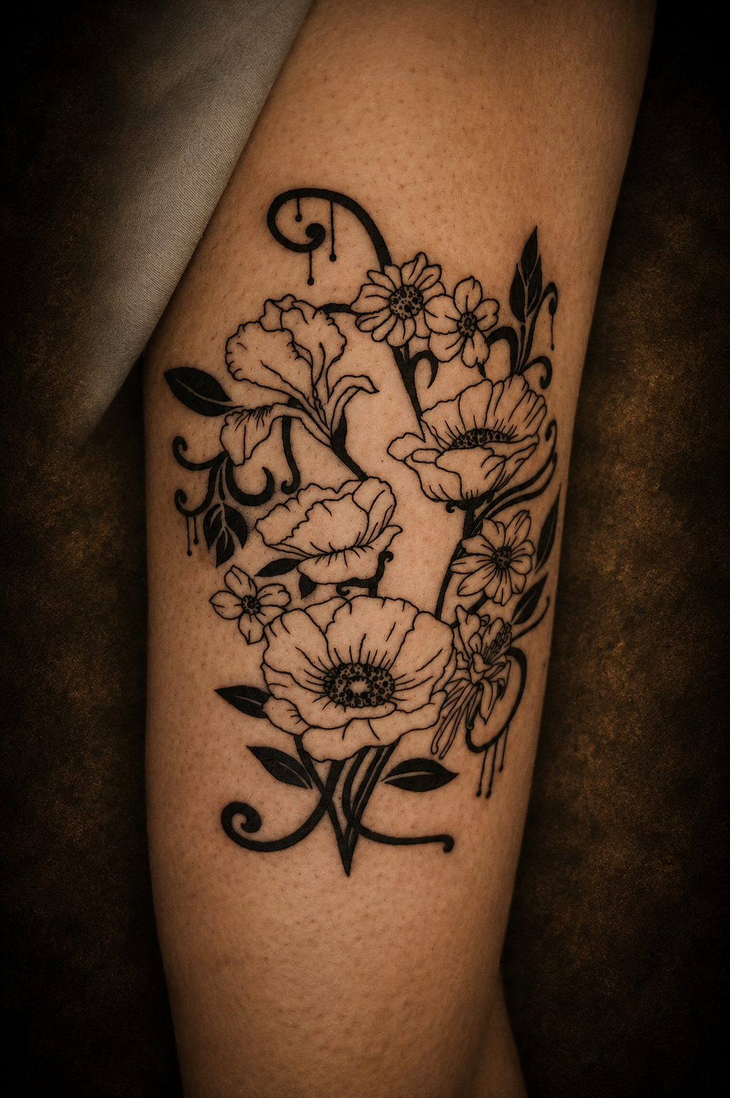 Gallery 13 Floral Linework